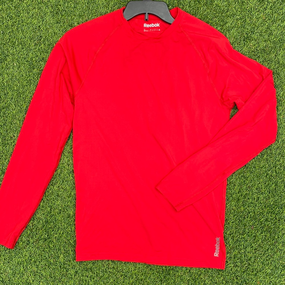 NWOT Reebok Sport Playdry LS Sports Shirt